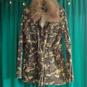 KUT Camouflage light parka